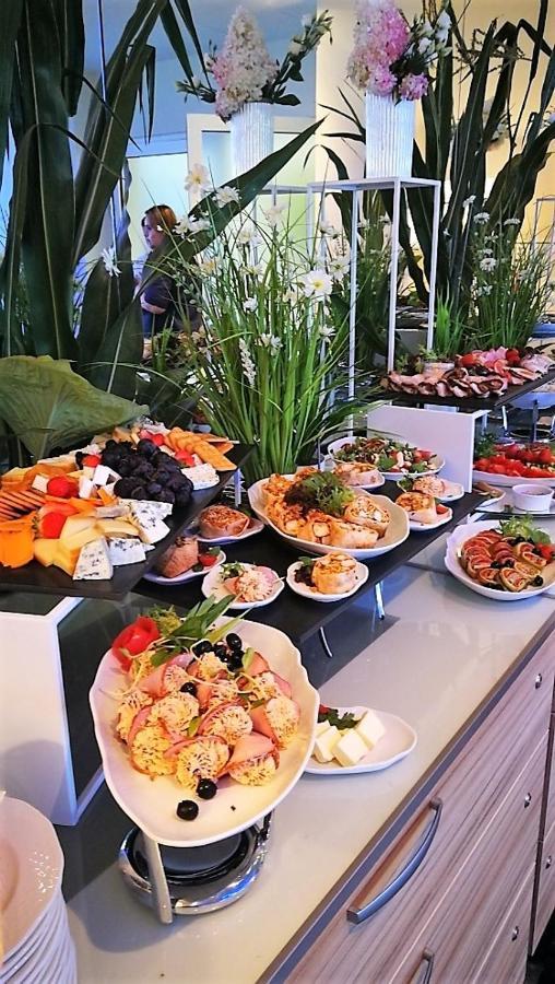Green Garden Hotel Raszyn Εξωτερικό φωτογραφία