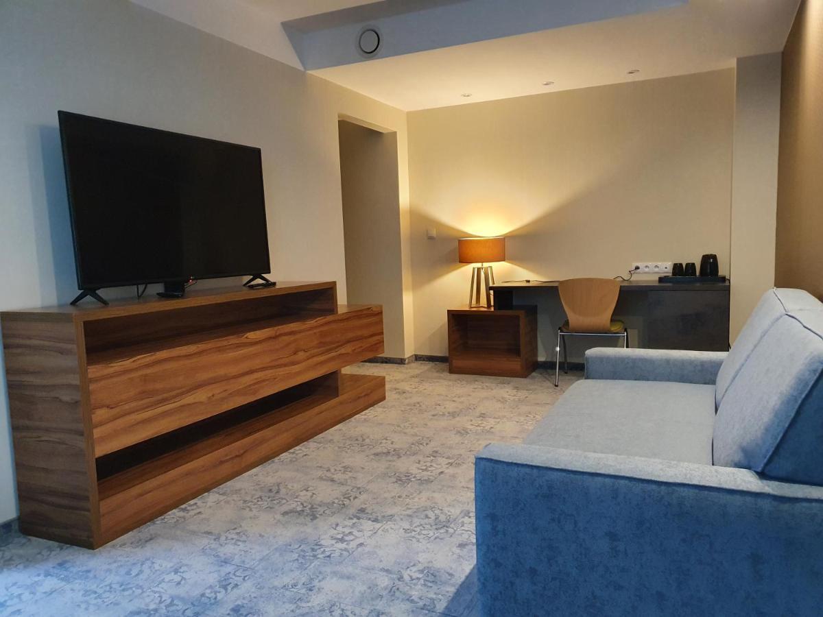 Green Garden Hotel Raszyn Εξωτερικό φωτογραφία